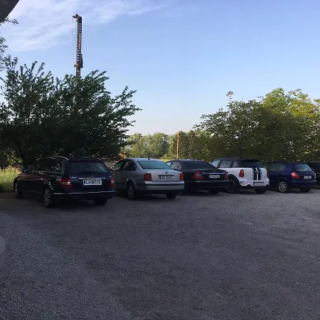 Seasons - Auberge de jeunesse