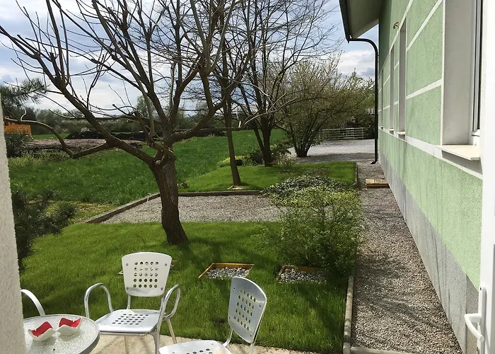 Seasons - Hostel Ljubljana